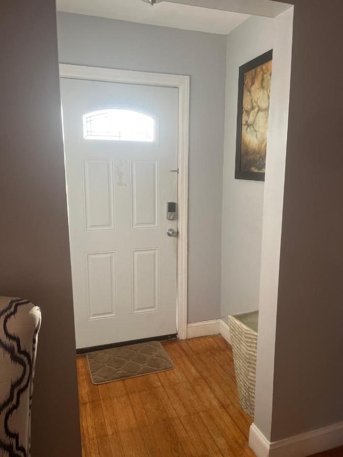 Three Bed One Bath Apt 25 Mins To Nyc Belleville المظهر الخارجي الصورة